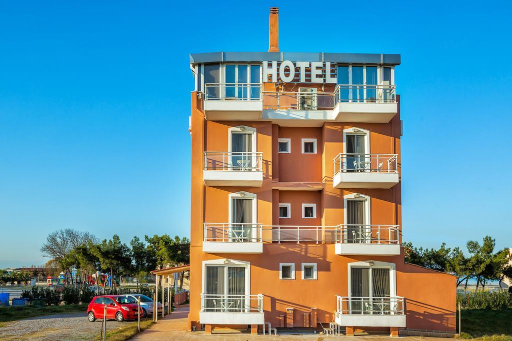 Perea Hotel Peraia  Bagian luar foto